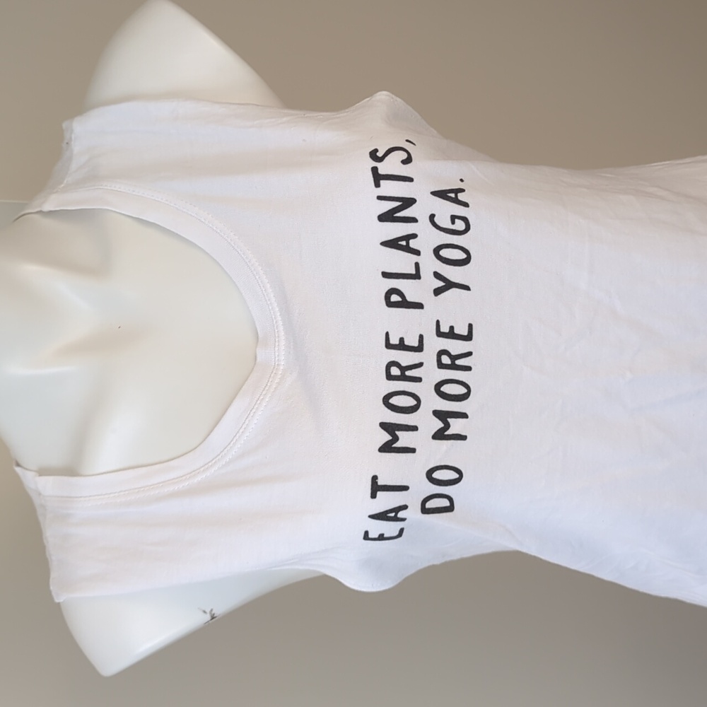 Yoga tank top Eat more plants do more yoga graphic scoopneck tank top small